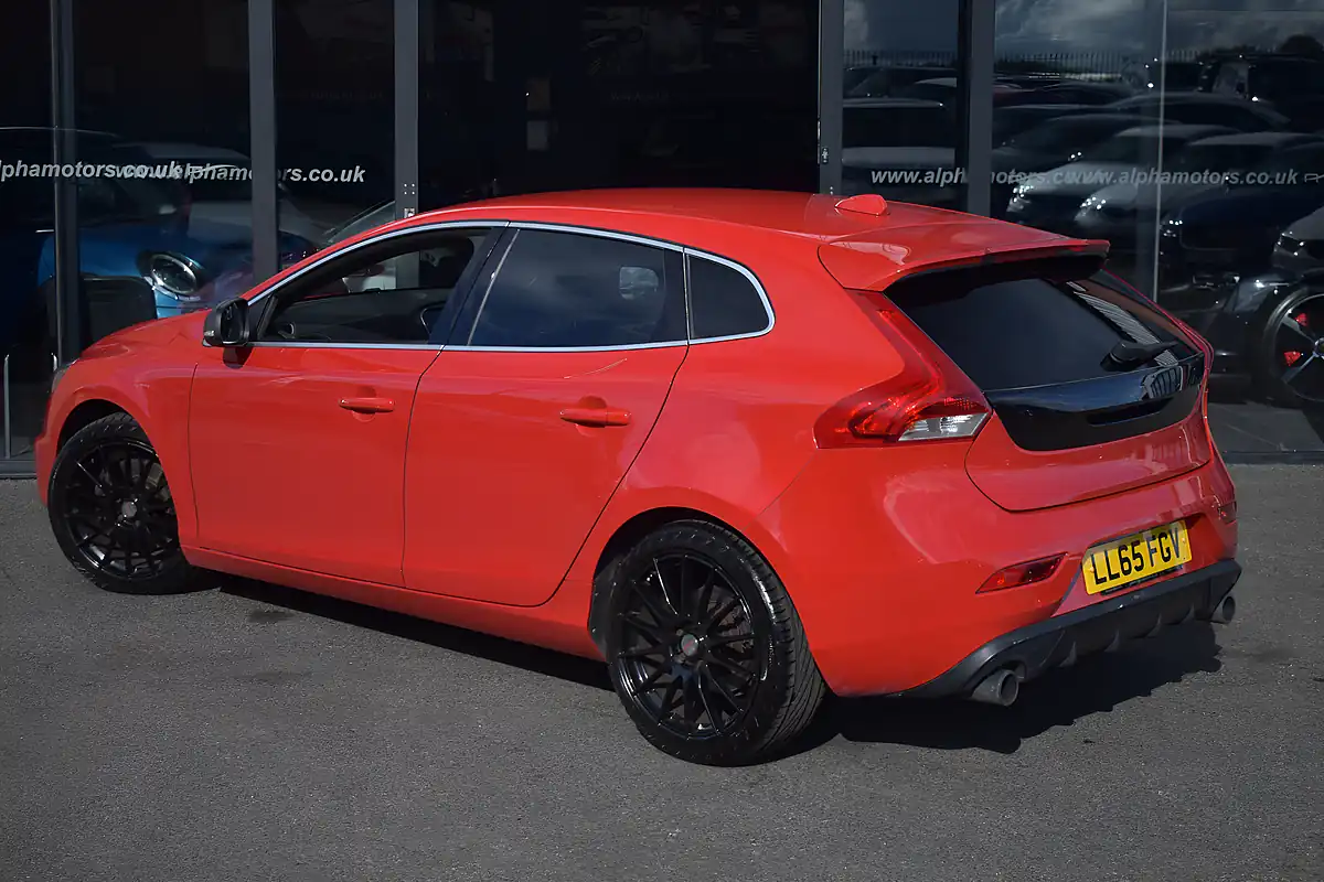 Used 2015 Volvo V40 R-Design Nav Passion Red - Interior and Exterior details 2