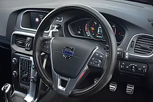 Used 2015 Volvo V40 R-Design Nav Passion Red - Interior and Exterior details 8