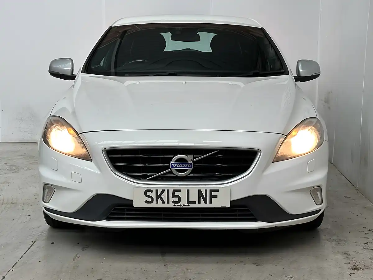 Used 2015 Volvo V40 R-Design White - Interior and Exterior details 2