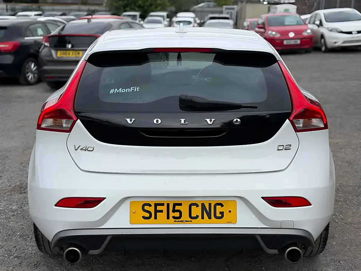 Used 2015 Volvo V40 R-Design White - Interior and Exterior details 6