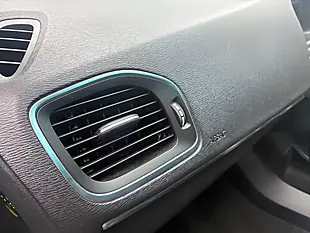 Used 2015 Volvo V40 R-Design White - Interior and Exterior details 13