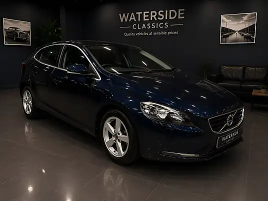 2015 Volvo V40 T2 SE