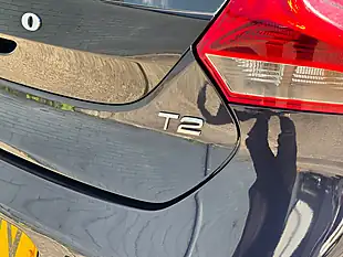 Used 2015 Volvo V40 Se Blue - Interior and Exterior details 17