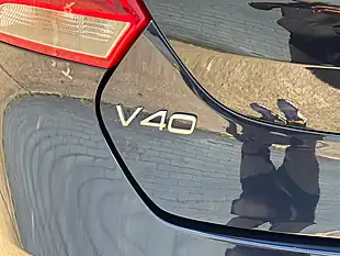 Used 2015 Volvo V40 Se Blue - Interior and Exterior details 20