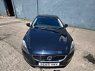 Used 2015 Volvo V40 Se Blue - Interior and Exterior details 8
