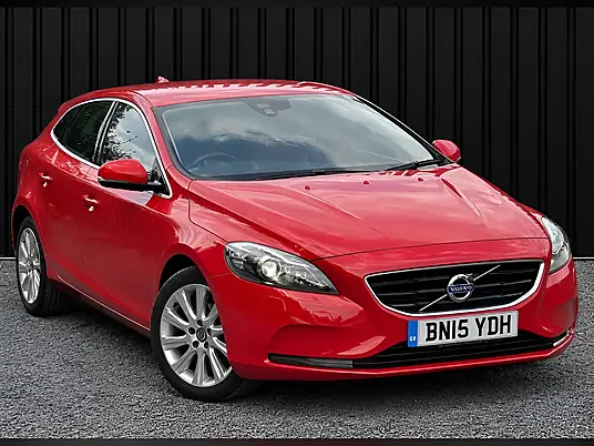 2015 Volvo V40 SE Lux Nav D2