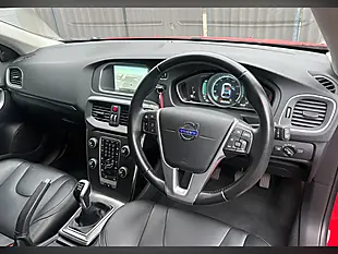 Used 2015 Volvo V40 Se Lux Nav Red - Interior and Exterior details 10