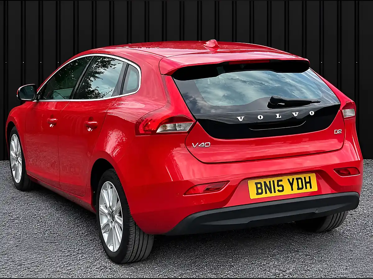 Used 2015 Volvo V40 Se Lux Nav Red - Interior and Exterior details 2