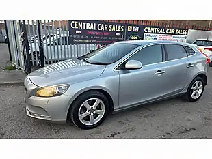 Used 2015 Volvo V40 Se Nav Silver - Interior and Exterior details 17