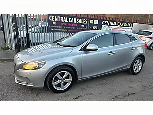 Used 2015 Volvo V40 Se Nav Silver - Interior and Exterior details 18