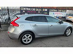 Used 2015 Volvo V40 Se Nav Silver - Interior and Exterior details 9