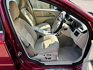 Used 2015 Volvo V70 Se Lux Red - Interior and Exterior details 11