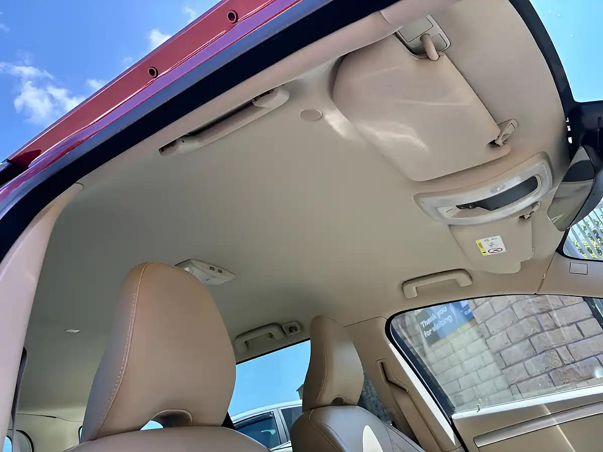 Used 2015 Volvo V70 Se Lux Red - Interior and Exterior details 13
