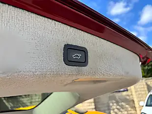 Used 2015 Volvo V70 Se Lux Red - Interior and Exterior details 14