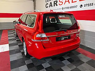 Used 2015 Volvo V70 Se Lux Red - Interior and Exterior details 9