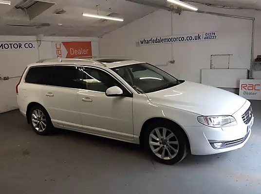 2015 Volvo V70 D3 SE Lux