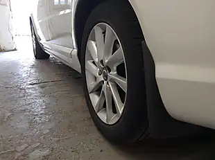Used 2015 Volvo V70 Se Lux White - Interior and Exterior details 12