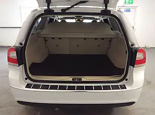 Used 2015 Volvo V70 Se Lux White - Interior and Exterior details 5