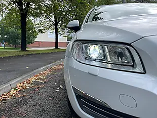 Used 2015 Volvo V70 Se Lux White - Interior and Exterior details 15