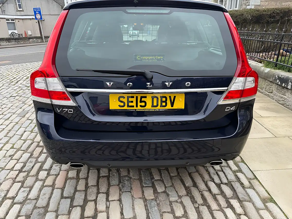 Used 2015 Volvo V70 Se Nav Magic Blue - Interior and Exterior details 14