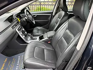 Used 2015 Volvo V70 Se Nav Magic Blue - Interior and Exterior details 19