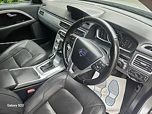 Used 2015 Volvo V70 Se Nav Silver - Interior and Exterior details 18