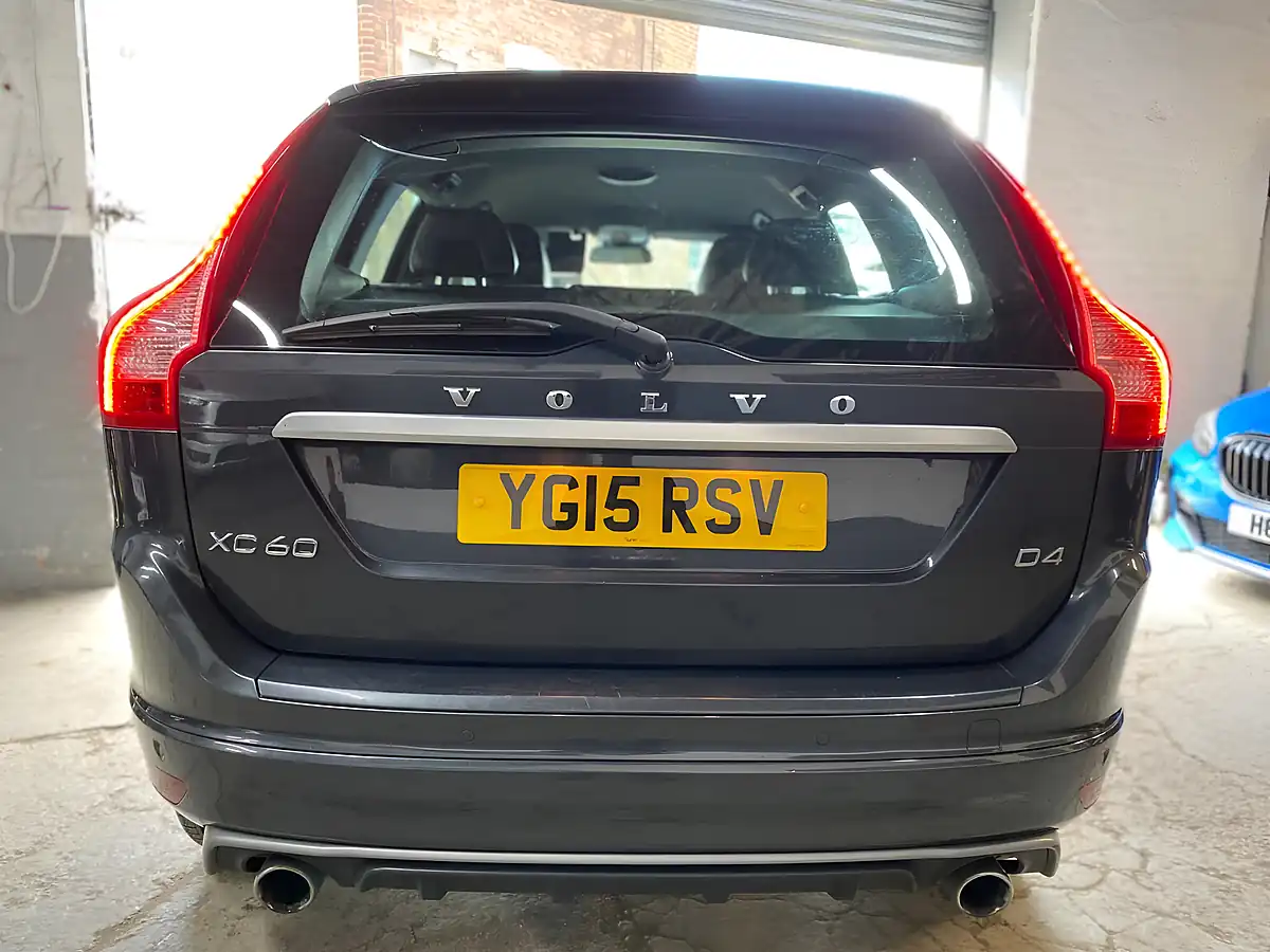 Used 2015 Volvo XC60 R-Design Grey - Interior and Exterior details 11