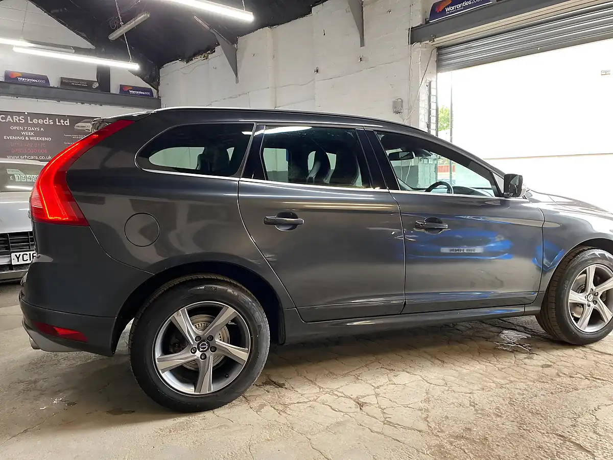 Used 2015 Volvo XC60 R-Design Grey - Interior and Exterior details 12