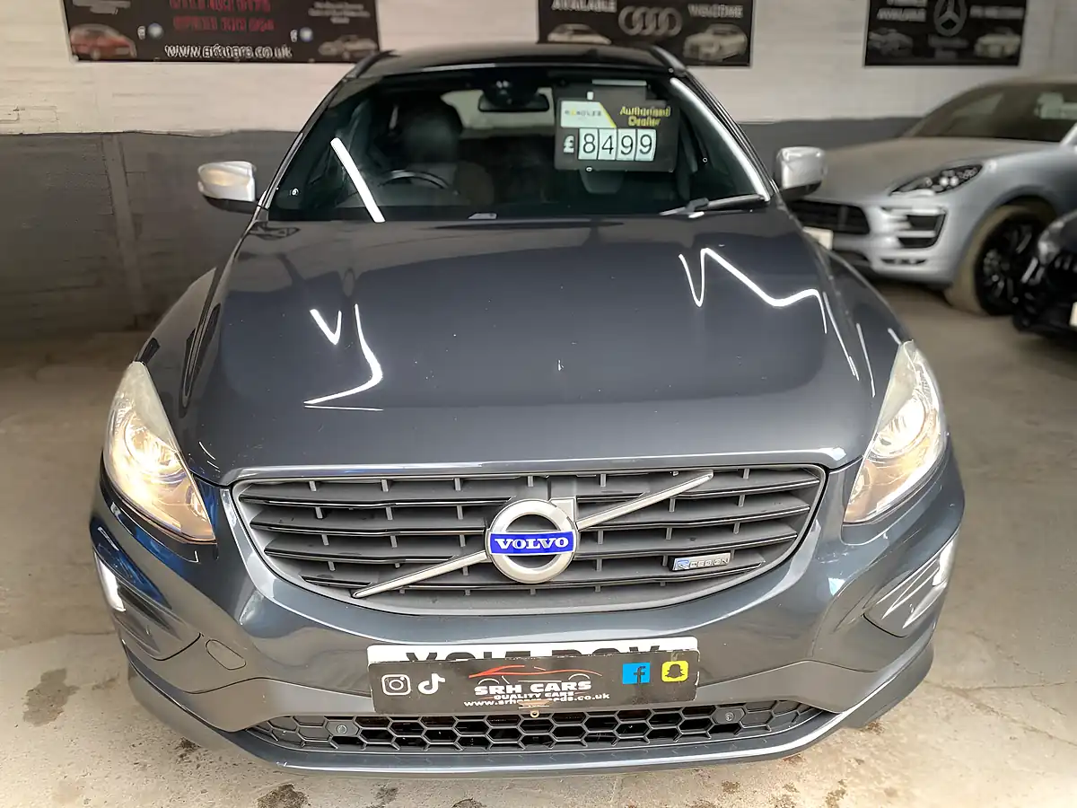 Used 2015 Volvo XC60 R-Design Grey - Interior and Exterior details 6