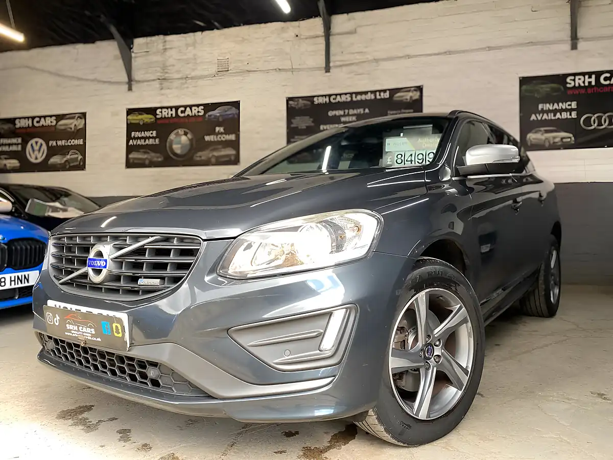 Used 2015 Volvo XC60 R-Design Grey - Interior and Exterior details 8