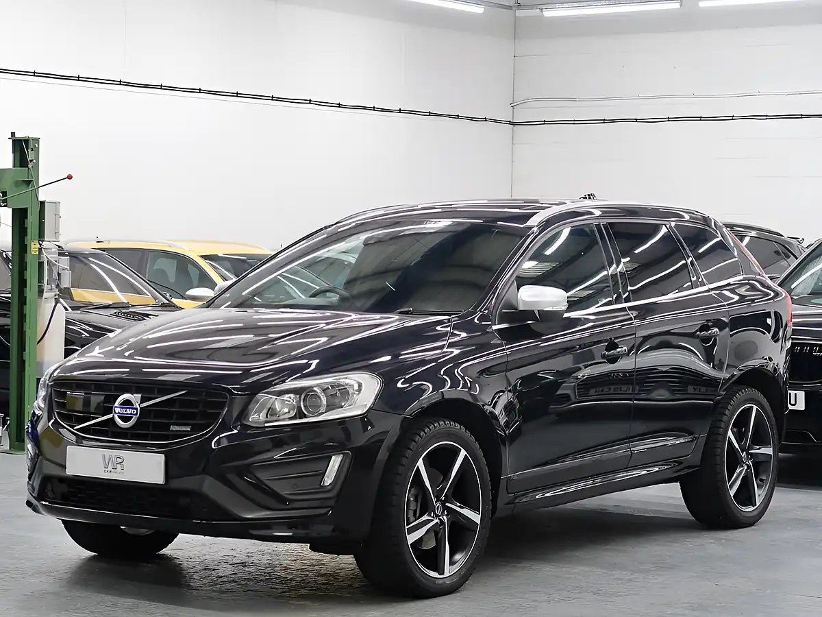 Used 2015 Volvo XC60 R-Design Lux Black - Interior and Exterior details 7