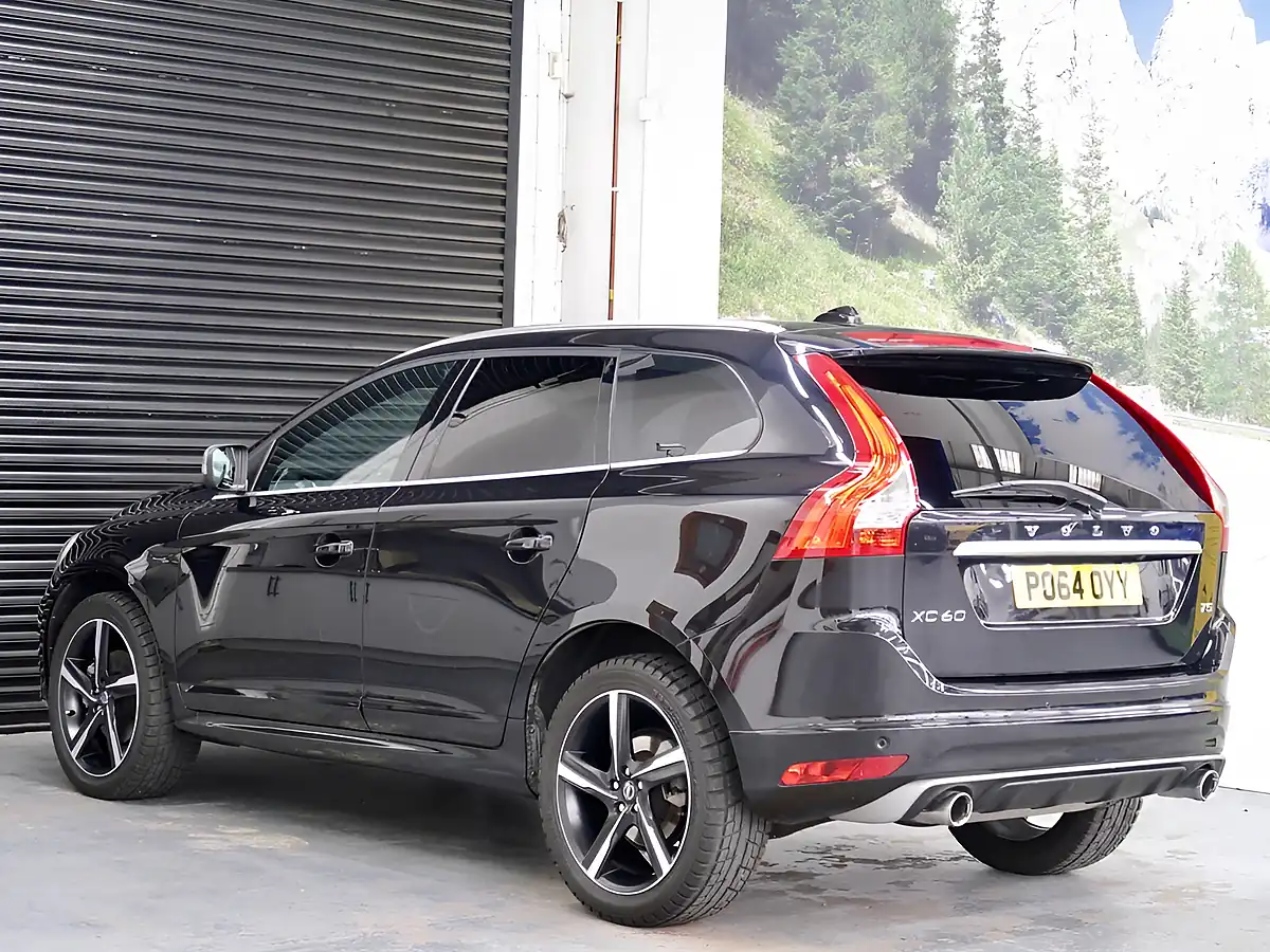 Used 2015 Volvo XC60 R-Design Lux Black - Interior and Exterior details 8