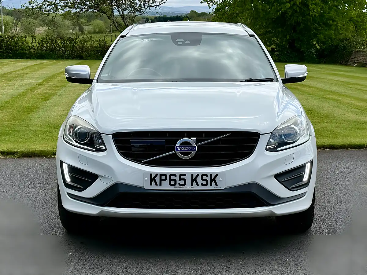 Used 2015 Volvo XC60 R-Design Lux Nav AWD Geartronic White - Interior and Exterior details 2