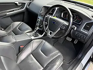 Used 2015 Volvo XC60 R-Design Lux Nav AWD Geartronic White - Interior and Exterior details 9