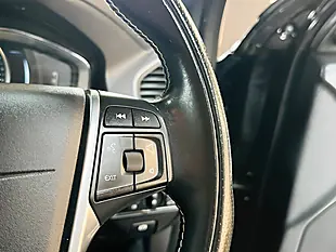 Used 2015 Volvo XC60 R-Design Lux Nav Black - Interior and Exterior details 18