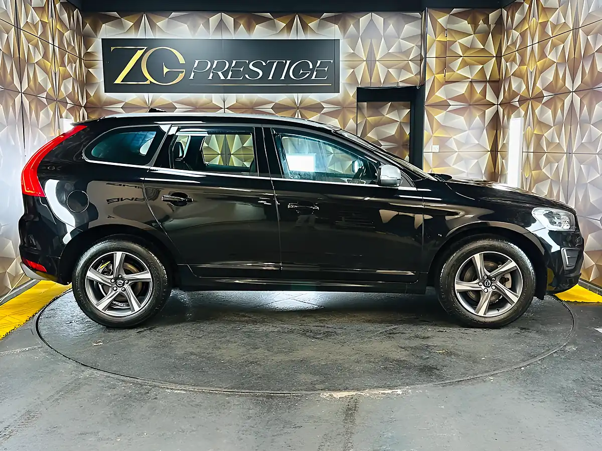 Used 2015 Volvo XC60 R-Design Lux Nav Black - Interior and Exterior details 9