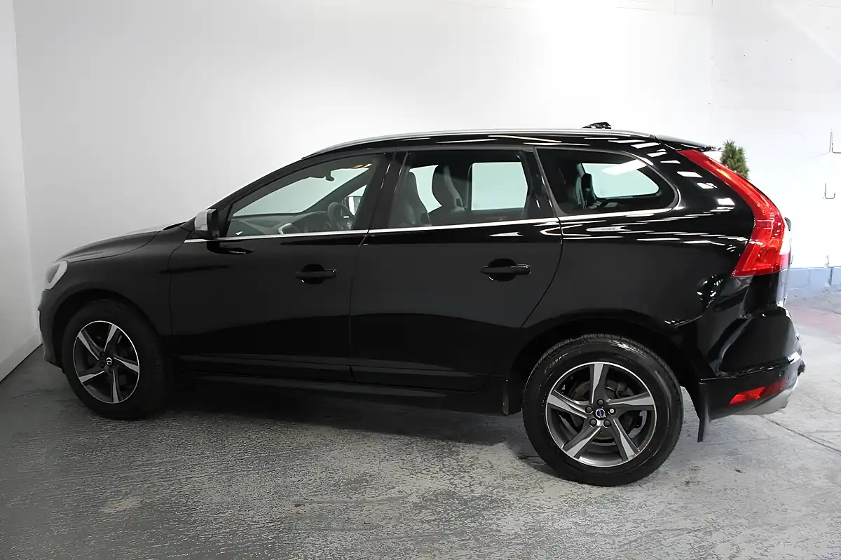 Used 2015 Volvo XC60 R-Design Lux Nav Black - Interior and Exterior details 7