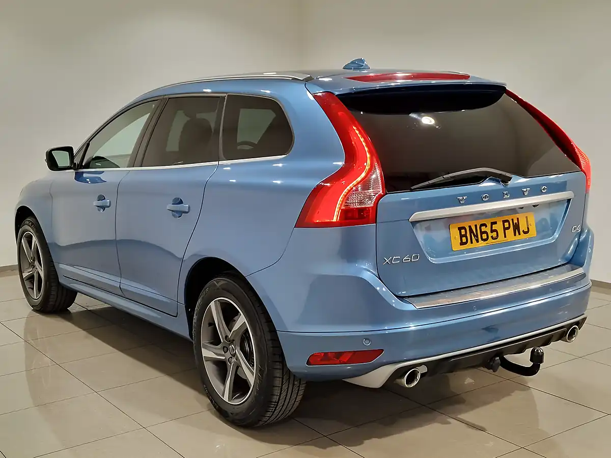 Used 2015 Volvo XC60 R-Design Lux Nav Blue - Interior and Exterior details 4