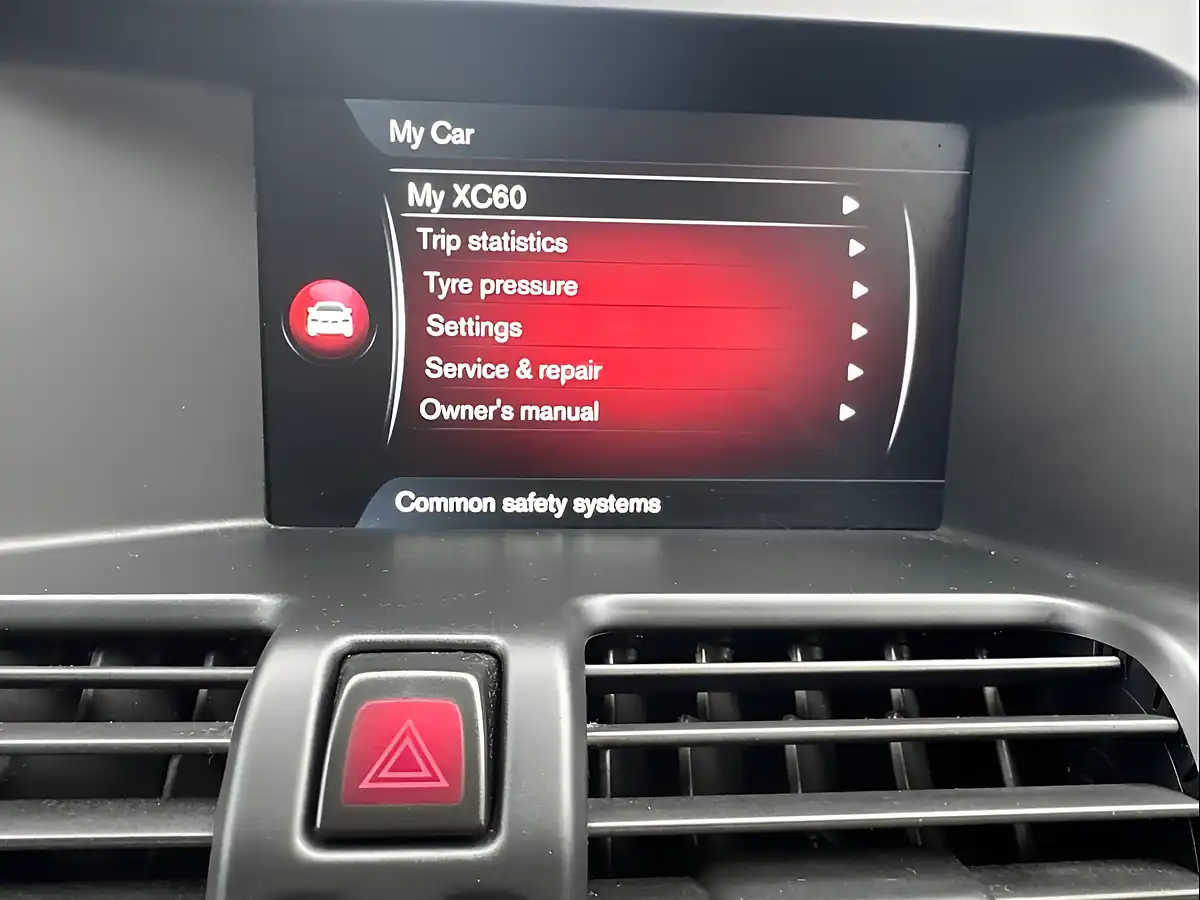 Used 2015 Volvo XC60 R-Design Lux Nav Grey - Interior and Exterior details 12