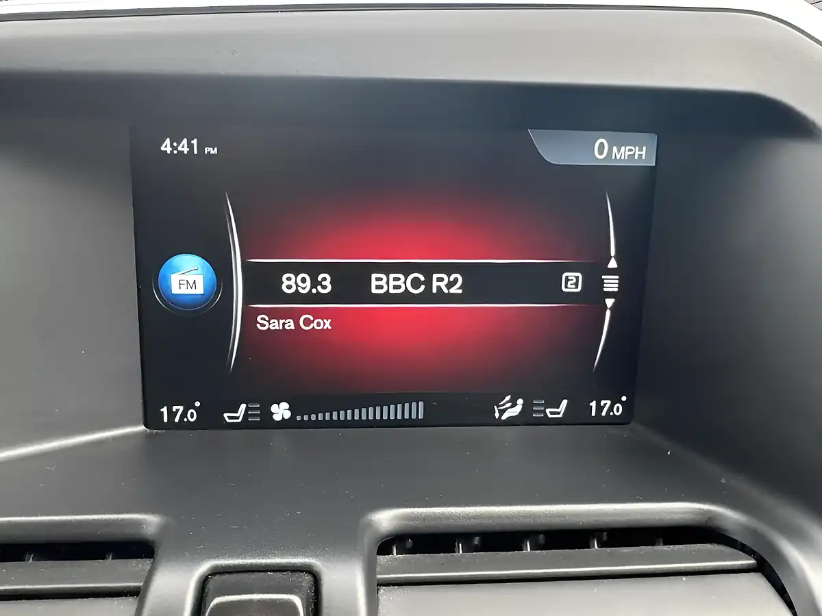 Used 2015 Volvo XC60 R-Design Lux Nav Grey - Interior and Exterior details 13