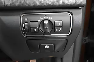 Used 2015 Volvo XC60 R-Design Nav Bronze - Interior and Exterior details 16