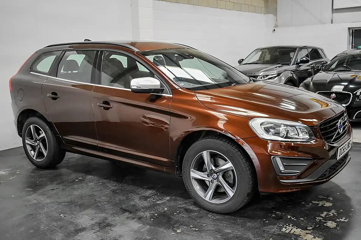 Used 2015 Volvo XC60 R-Design Nav Bronze - Interior and Exterior details 3