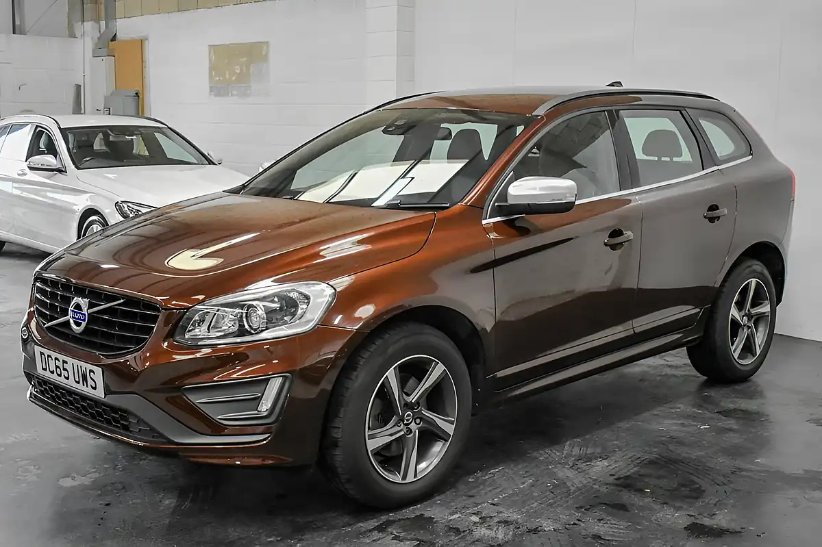 Used 2015 Volvo XC60 R-Design Nav Bronze - Interior and Exterior details 5
