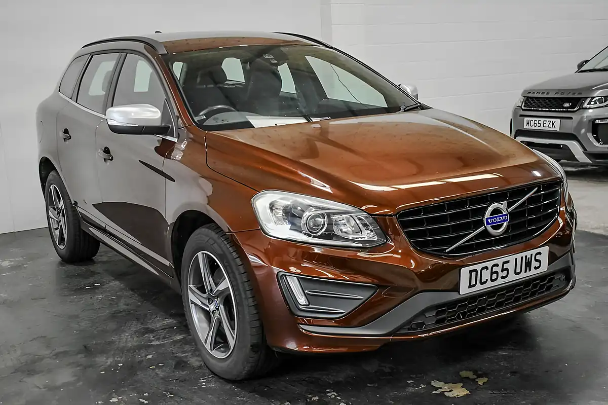 Used 2015 Volvo XC60 R-Design Nav Bronze - Interior and Exterior details 9