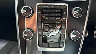 Used 2015 Volvo XC60 R-Design Nav Grey - Interior and Exterior details 14
