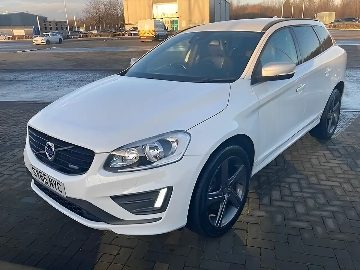 Used 2015 Volvo XC60 R-Design Nav White - Interior and Exterior details 11