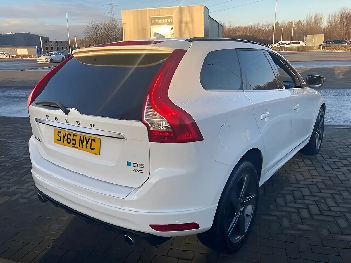 Used 2015 Volvo XC60 R-Design Nav White - Interior and Exterior details 3