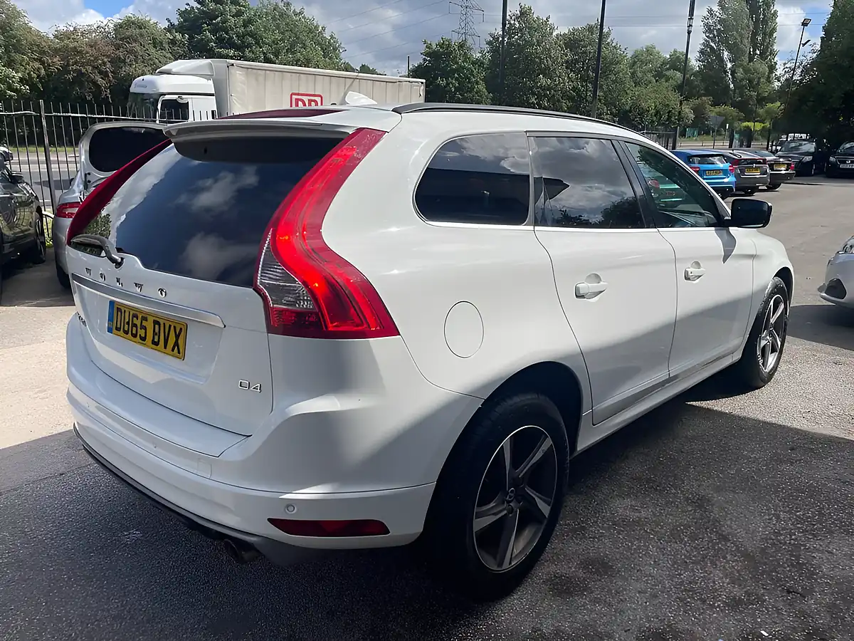 Used 2015 Volvo XC60 R-Design Nav White - Interior and Exterior details 4