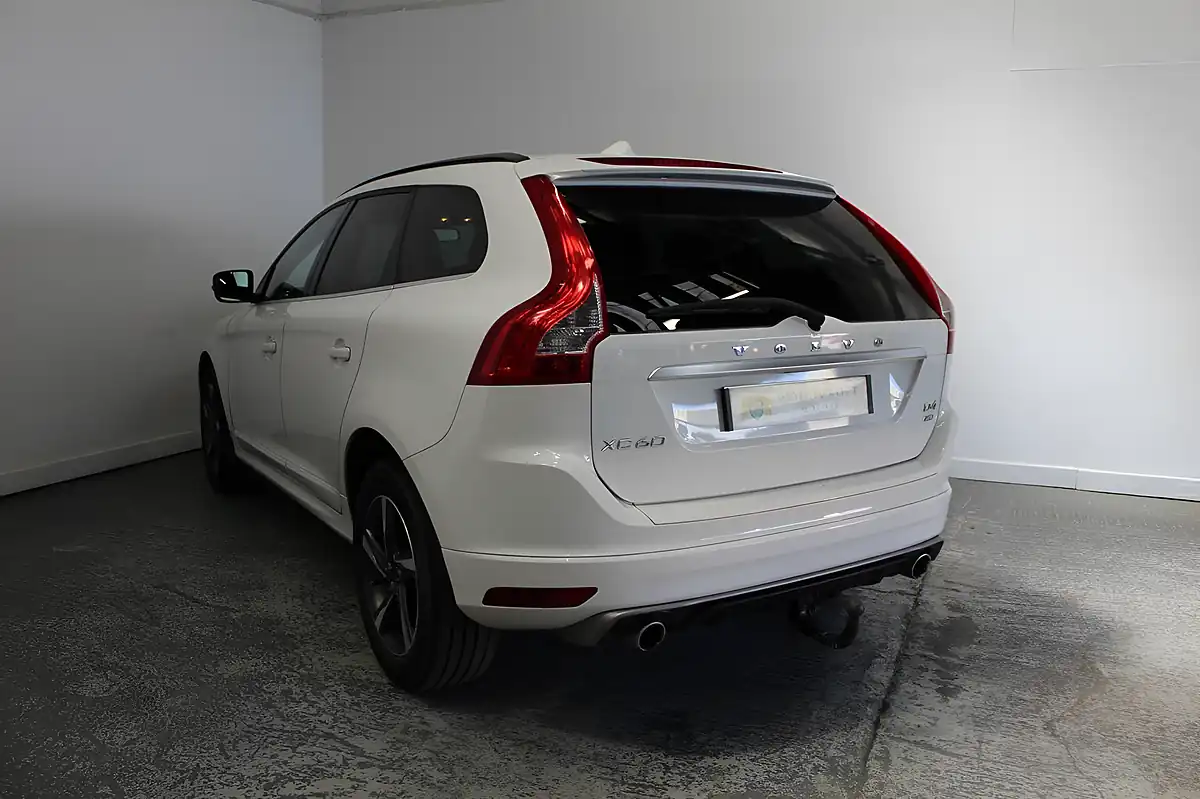 Used 2015 Volvo XC60 R-Design Nav White - Interior and Exterior details 5