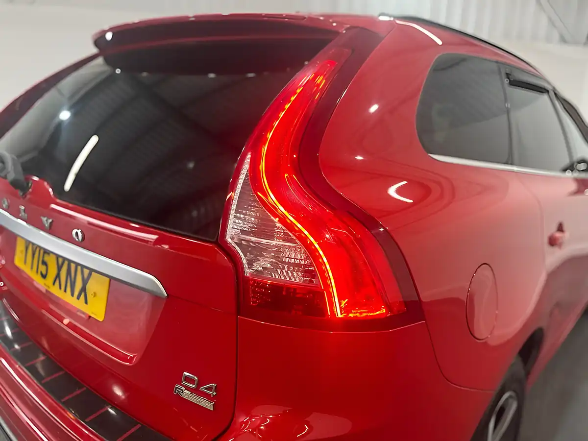 Used 2015 Volvo XC60 R-Design Red - Interior and Exterior details 10